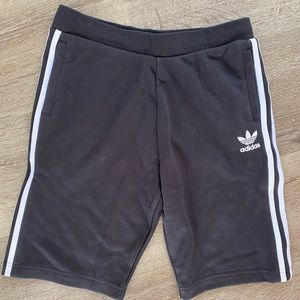 Boy’s Drawstring Athletic Shorts Size Large